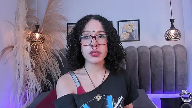 Dark nina  online show from December 1, 3:20 am