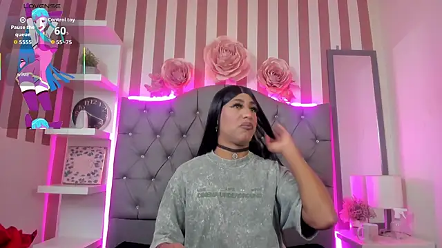 Lucia-Horny24 online show from September 19, 12:33 pm