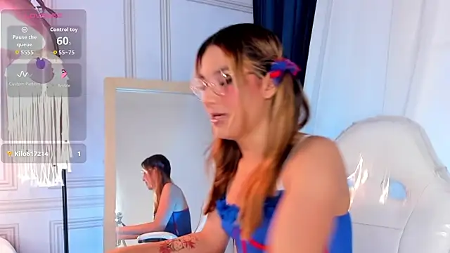 Doll Isa  online show from September 20, 7:52 pm
