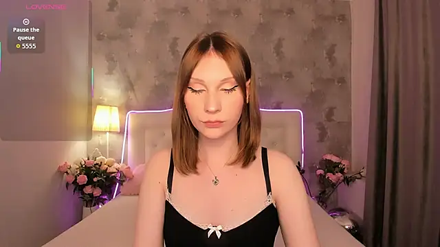 LadyMooor online show from September 30, 1:22 pm