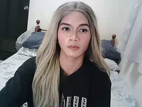 Taylor smith 0 online show from October 27, 12:46 pm