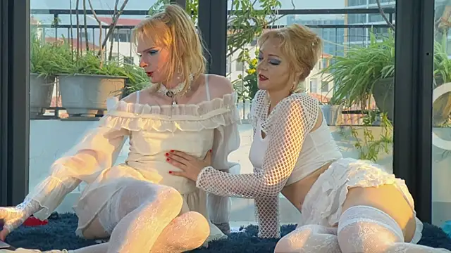 LolaSpaisTS online show from April 3, 11:46 pm