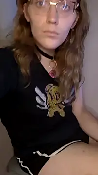 Snapshot of BlondeyMiyMiy chatting on October 9, 7:15 pm BlondeyMiyMiy online show from October 9, 7:15 pm