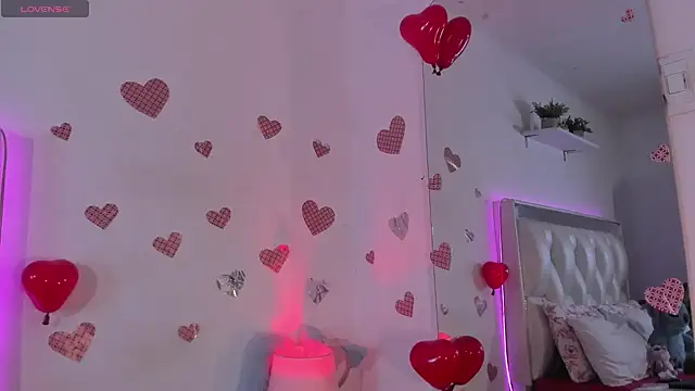 Darlyn tenderhot   online show from February 9, 9:10 pm