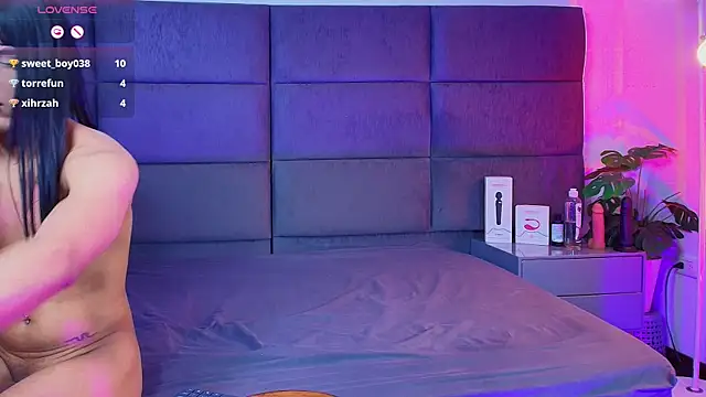 Slenna Moon online show from January 13, 3:25 am