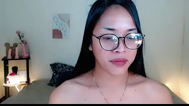 Lessandra Lust online show from November 23, 3:08 am