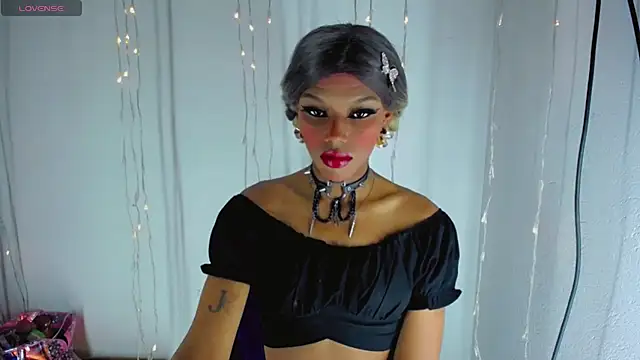 Snapshot of TheBlackwidows chatting on September 10, 5:28 am TheBlackwidows online show from September 10, 5:28 am