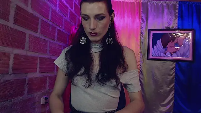 Moira-Hot online show from November 3, 7:02 pm