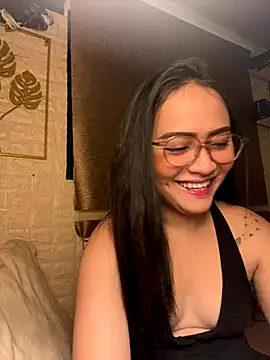 yourdevilsweettsx online show from November 8, 9:43 am