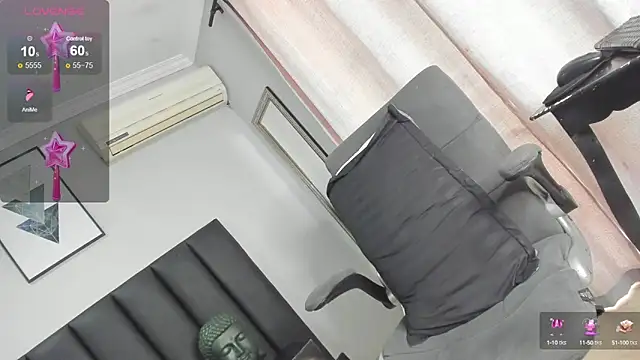 ZOE ROSE4 online show from September 22, 9:42 pm