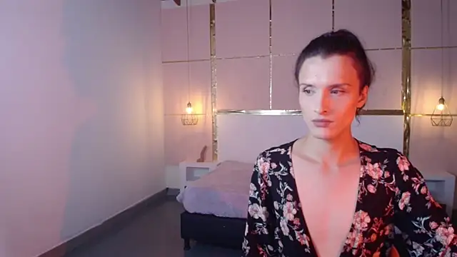 IsabelFernandez online show from October 5, 4:02 am