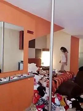 transreyna online show from November 29, 7:16 pm