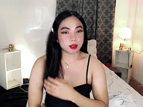 Delight Ivory online show from February 1, 5:00 pm