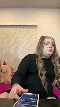 Redvelvett22 online show from October 30, 4:55 am