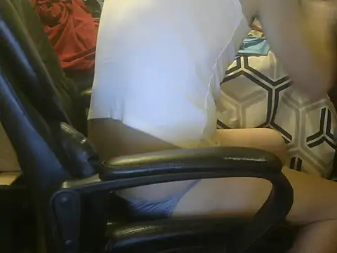 sissydoll3 online show from March 1, 4:29 am