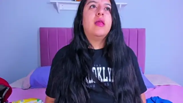 Naaoomii1 online show from October 31, 12:26 pm