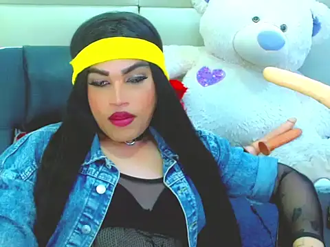 NharaBigCock online show from February 25, 8:13 pm