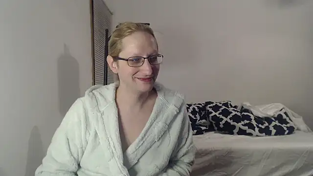 Savanah Banana  online show from January 15, 11:09 am