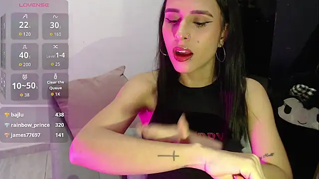 Isabella Hillss online show from July 1, 12:55 am