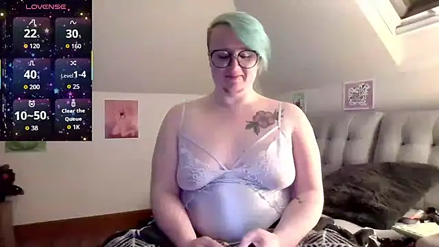 queerlyjaz online show from January 16, 2:09 am