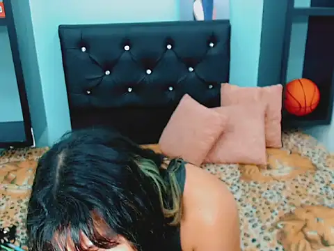 xwetdreamsx online show from December 20, 4:02 pm