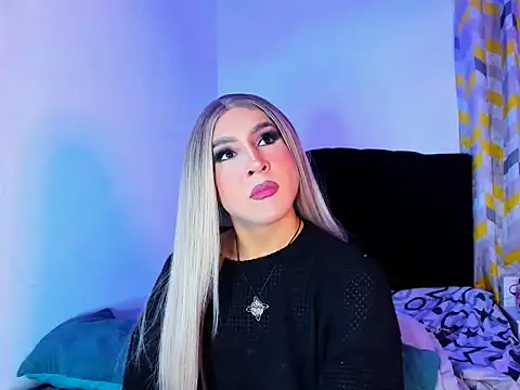 georgiina giio online show from December 21, 10:15 pm