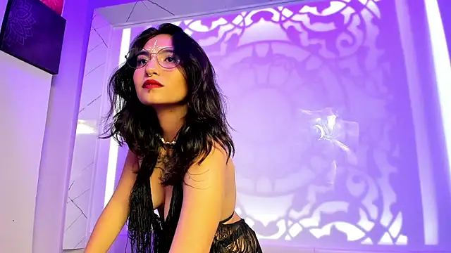 velvet mystic online show from May 5, 2:39 am