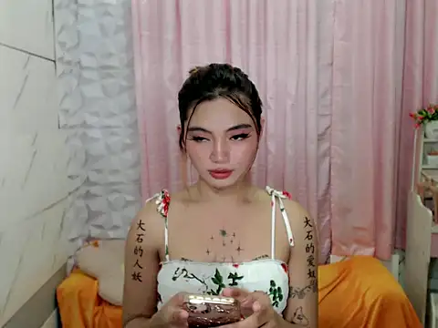 slutty keysha online show from January 5, 5:38 pm