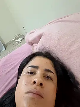 Neveencantada00 online show from January 16, 1:03 am