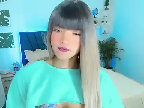 ZoeSchmmit online show from July 14, 2:01 pm