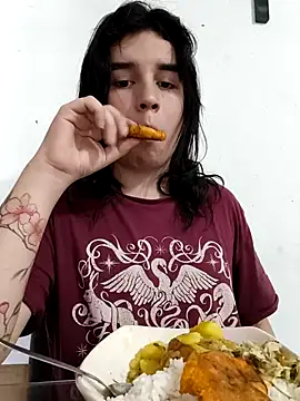 Daniellesins1 online show from July 15, 8:47 pm