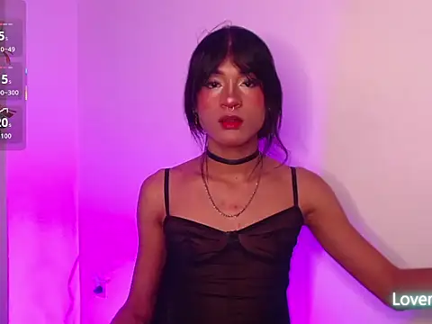 moonlyvelvet online show from February 23, 6:27 am