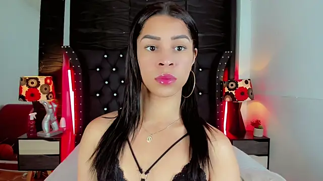 Makeyla Fox  online show from March 2, 7:32 pm