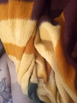 priscilaf online show from February 26, 11:37 am