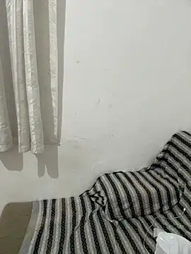 NicoleBBigAss online show from July 16, 10:27 pm