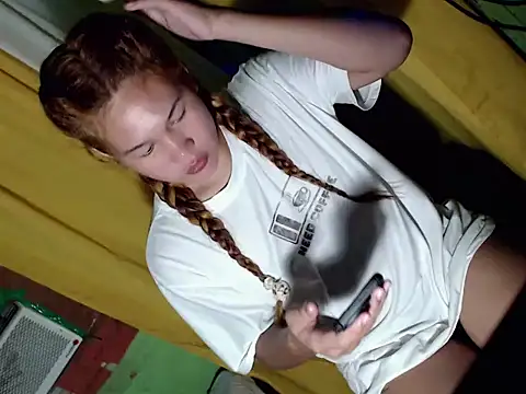 kaycee28 online show from July 24, 8:50 pm