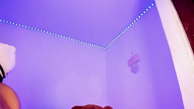 nikolle mistrreHots online show from July 12, 12:36 am
