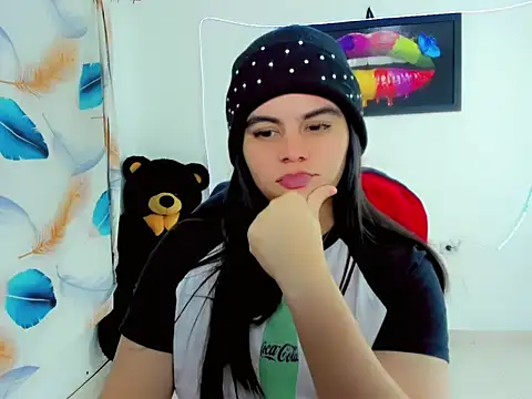 maddison ivannova online show from June 9, 1:38 am