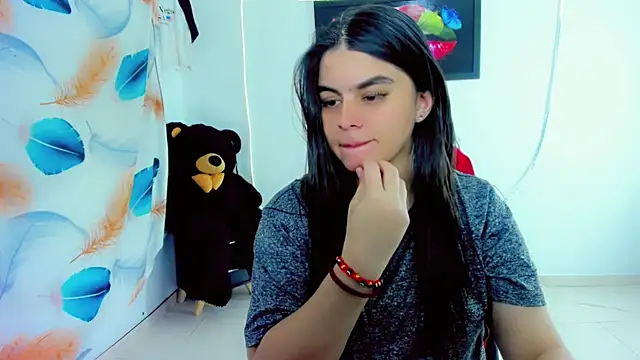 maddison ivannova online show from June 28, 2:39 am