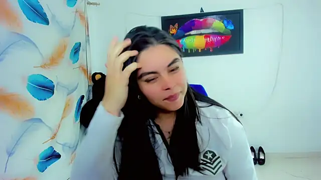 maddison ivannova online show from July 7, 7:23 am