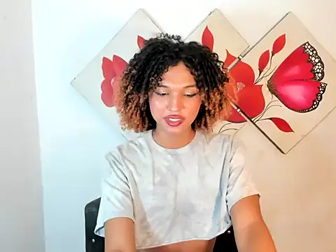 Elianisbigcock online show from June 19, 1:21 am