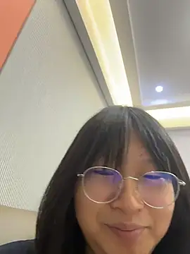 shieru neko online show from July 7, 1:15 pm