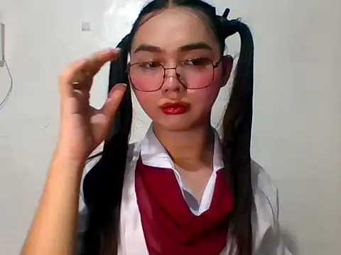 EtherealRae online show from July 17, 6:58 pm