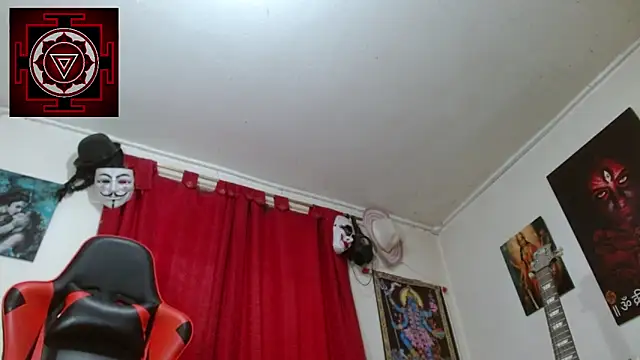 Amanda Valeska online show from November 2, 7:12 pm