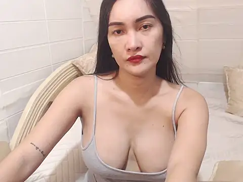 adorabletrans69xx online show from May 13, 5:44 pm