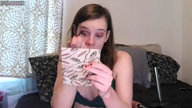 TsSnailGirl69 online show from March 3, 12:01 am