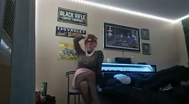 LovingLori online show from February 20, 11:07 pm