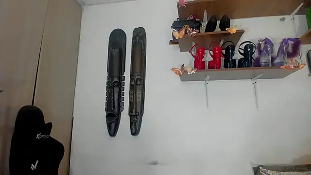 Snapshot of sashasweethot chatting on October 7, 8:48 am sashasweethot online show from October 7, 8:48 am