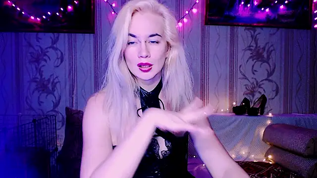 xxxcharismaaa online show from January 31, 7:11 pm