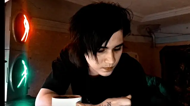 sademobeer online show from February 3, 1:27 am